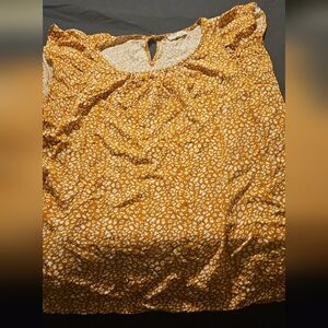 Medium Cotton Bleu top with frilled sleeves (fits oversized)